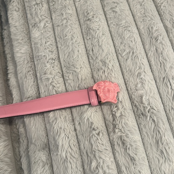 Versace Pink Medusa Belt for Women - Picture 4 of 17